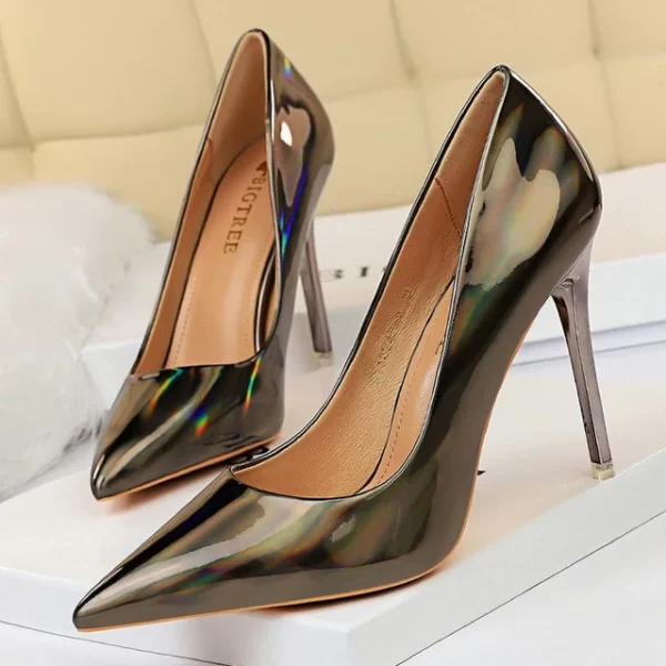 Essentials BigTree Womens Classic Patent Leather Pumps - Multi-tone