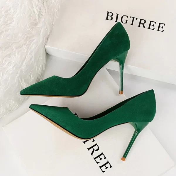 Essentials BigTree Womens Classic Style Suede Pumps - Green